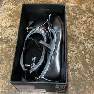 Kenneth Cole Silver/Gray Ballerina Toddler Flats